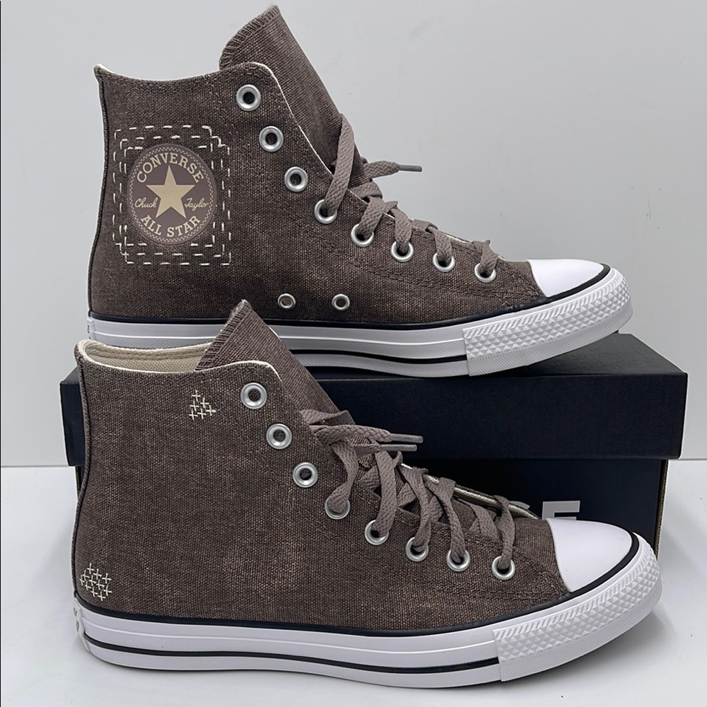Converse WMNS All Star High-Top Sneakers Brown A08576F
CTAS HÌ
PURE PUMICE/PURE
